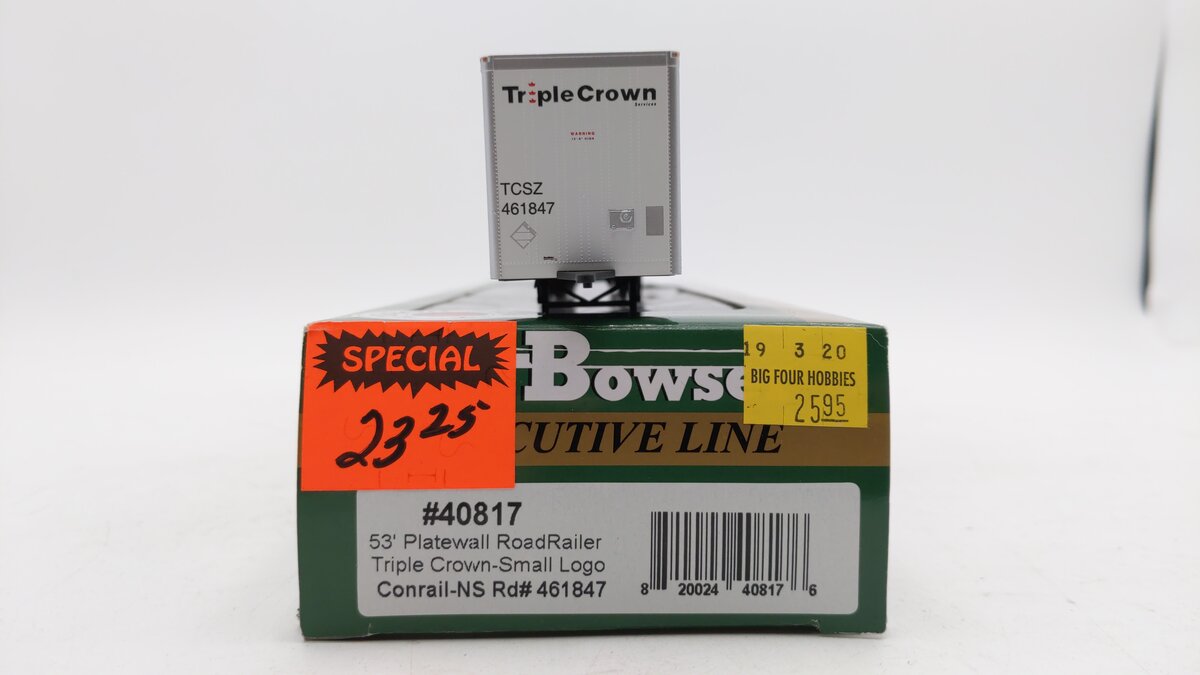 Bowser 40817 HO Scale Norfolk Southern/Conrail 53' Plate-Wall Roadrailer #461847