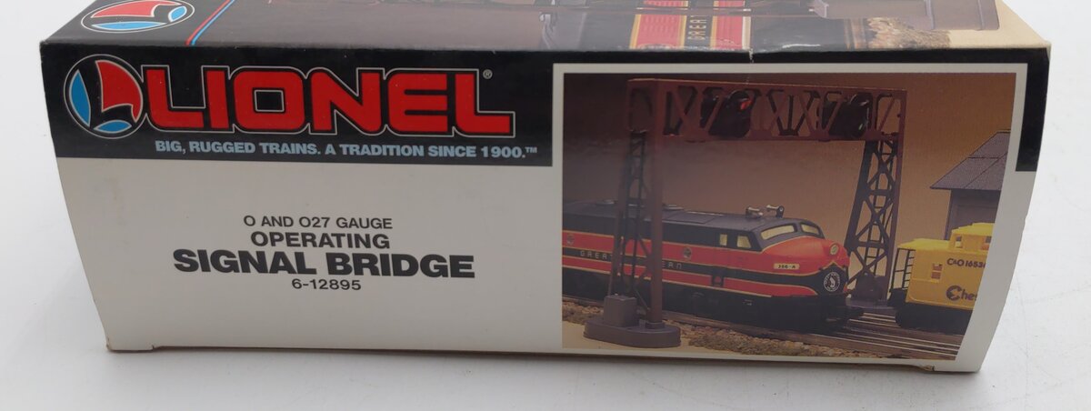 Lionel 6-12895 O Gauge Operating Dual Signal Bridge NIB