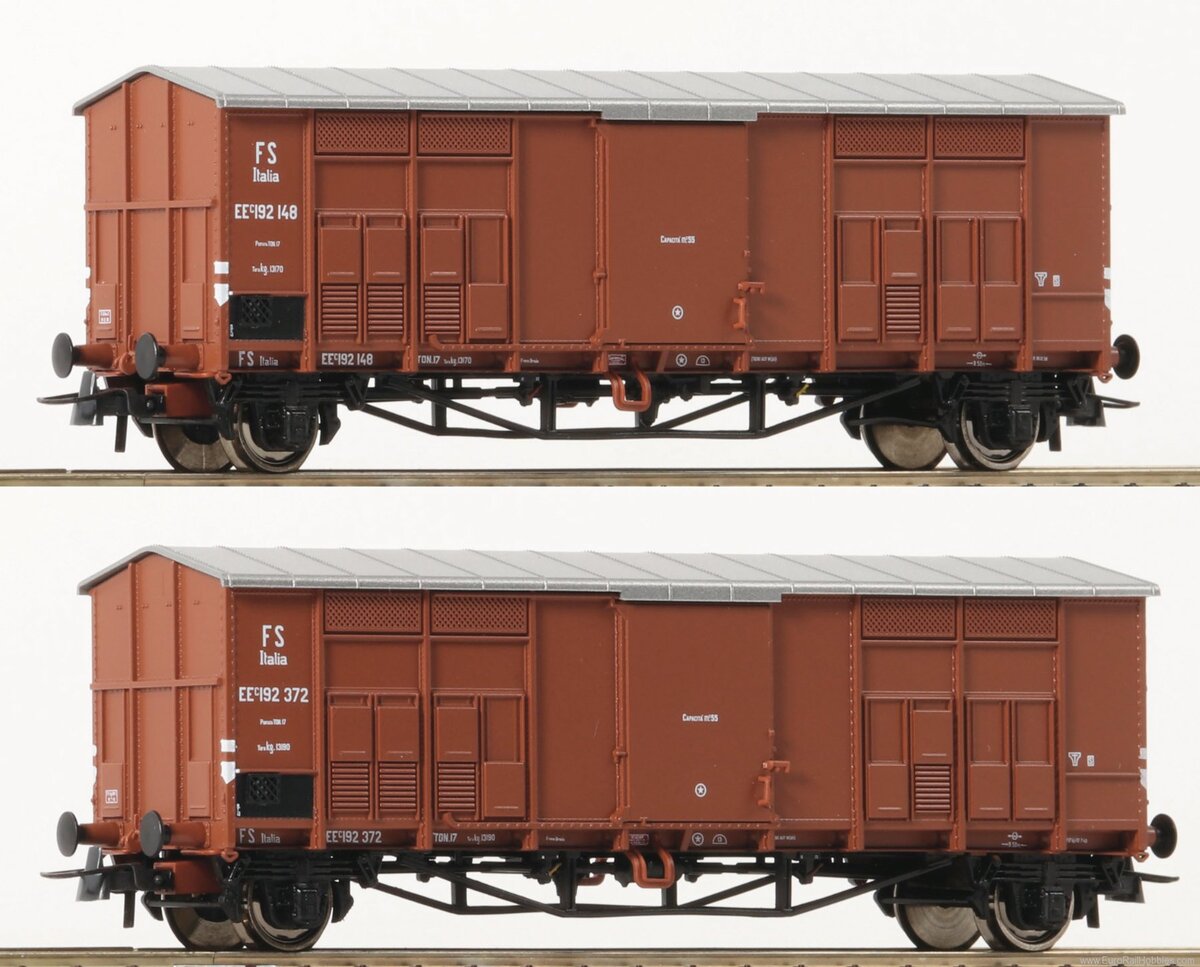 Roco 76162 HO Ferrovie Dello Stato Pitched Roof Wagons (2)