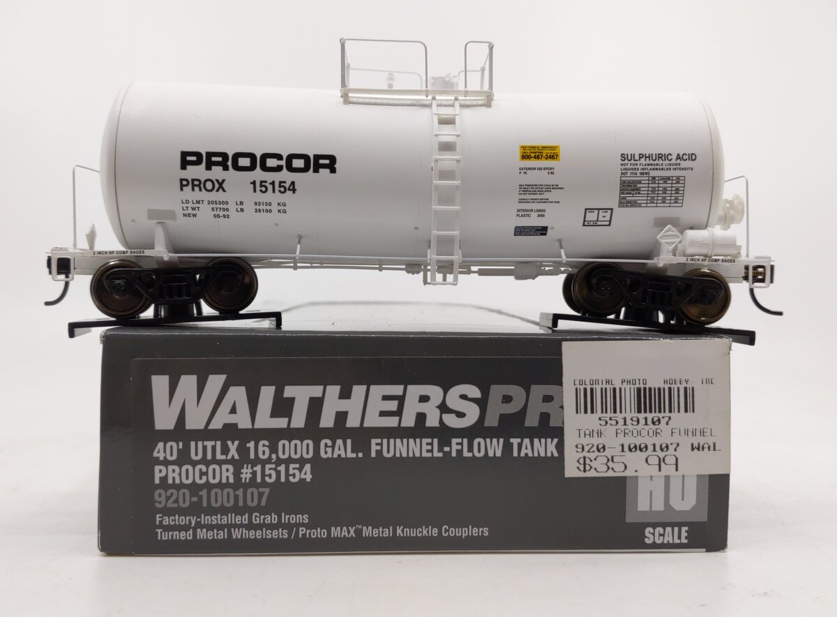 Walthers 920-100107 HO Procor UTLX 16K Gallon Funnel-Flow Tank Car #15154