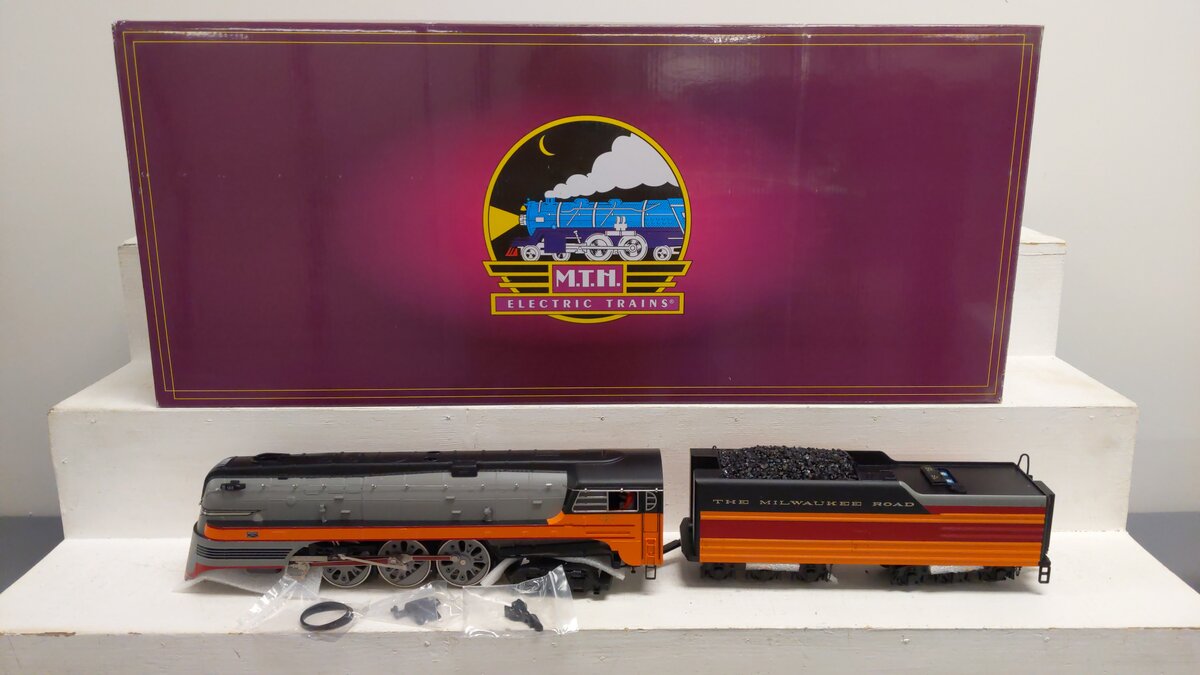 MTH 20-3689-1 O Milwaukee Road 4-6-4 Hiawatha Steam Engine #103 w