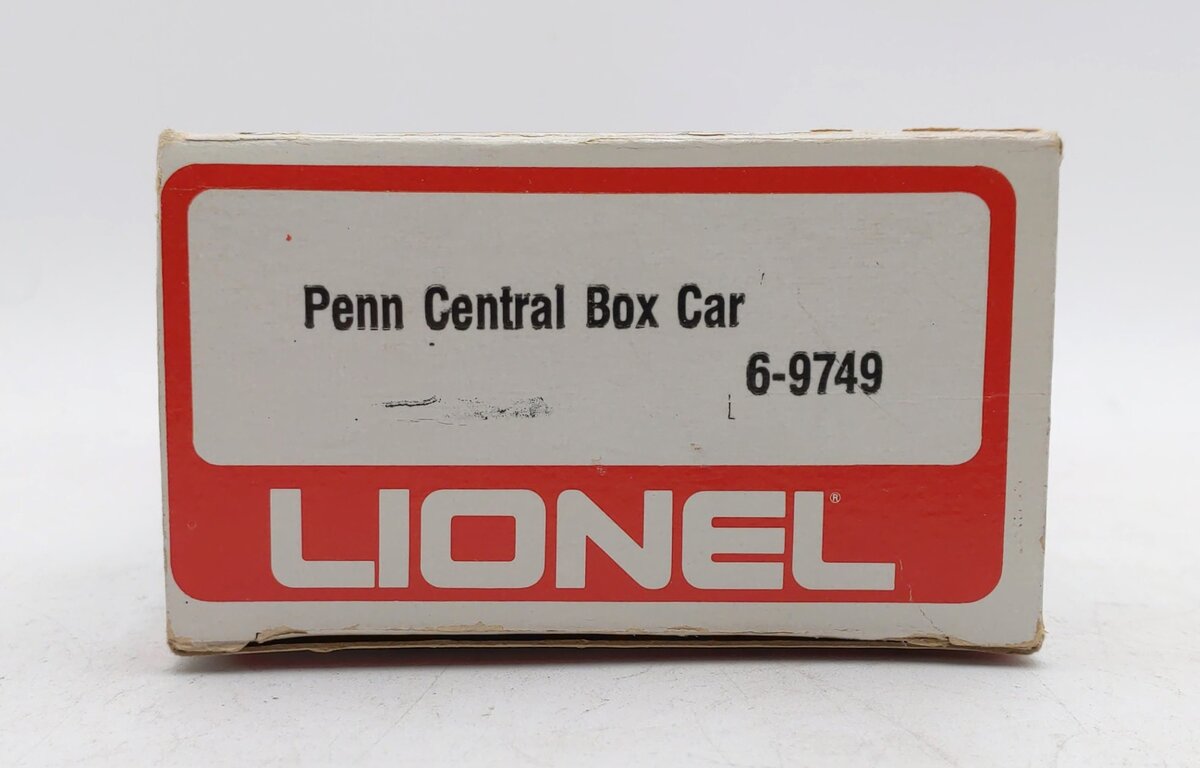 Lionel 6-9749 O Gauge Penn Central Boxcar #9749 EX/Box