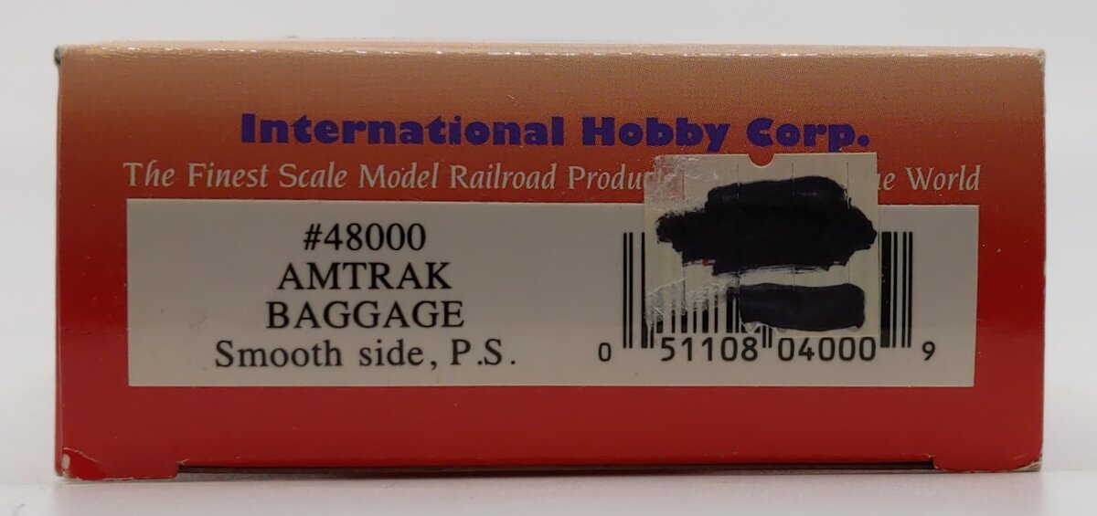 IHC 48000 HO Scale Amtrak Smooth Side Baggage Car #1411