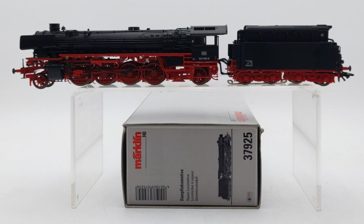 maerklin＊メルクリン HO 37942 Marklin 37925 HO German Federal Railroad DB Class 042 2-8-2 Sound