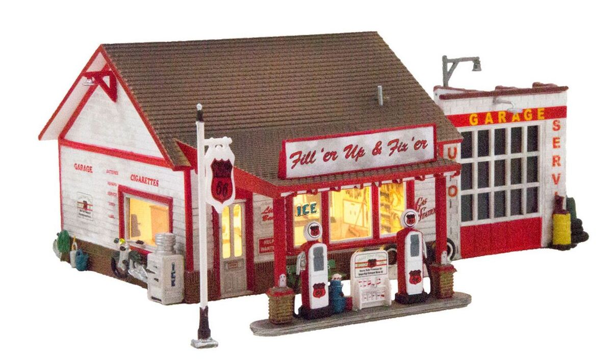 Woodland Scenics BR4922 N Built-&-Ready Fill'er Up & Fix'er Building