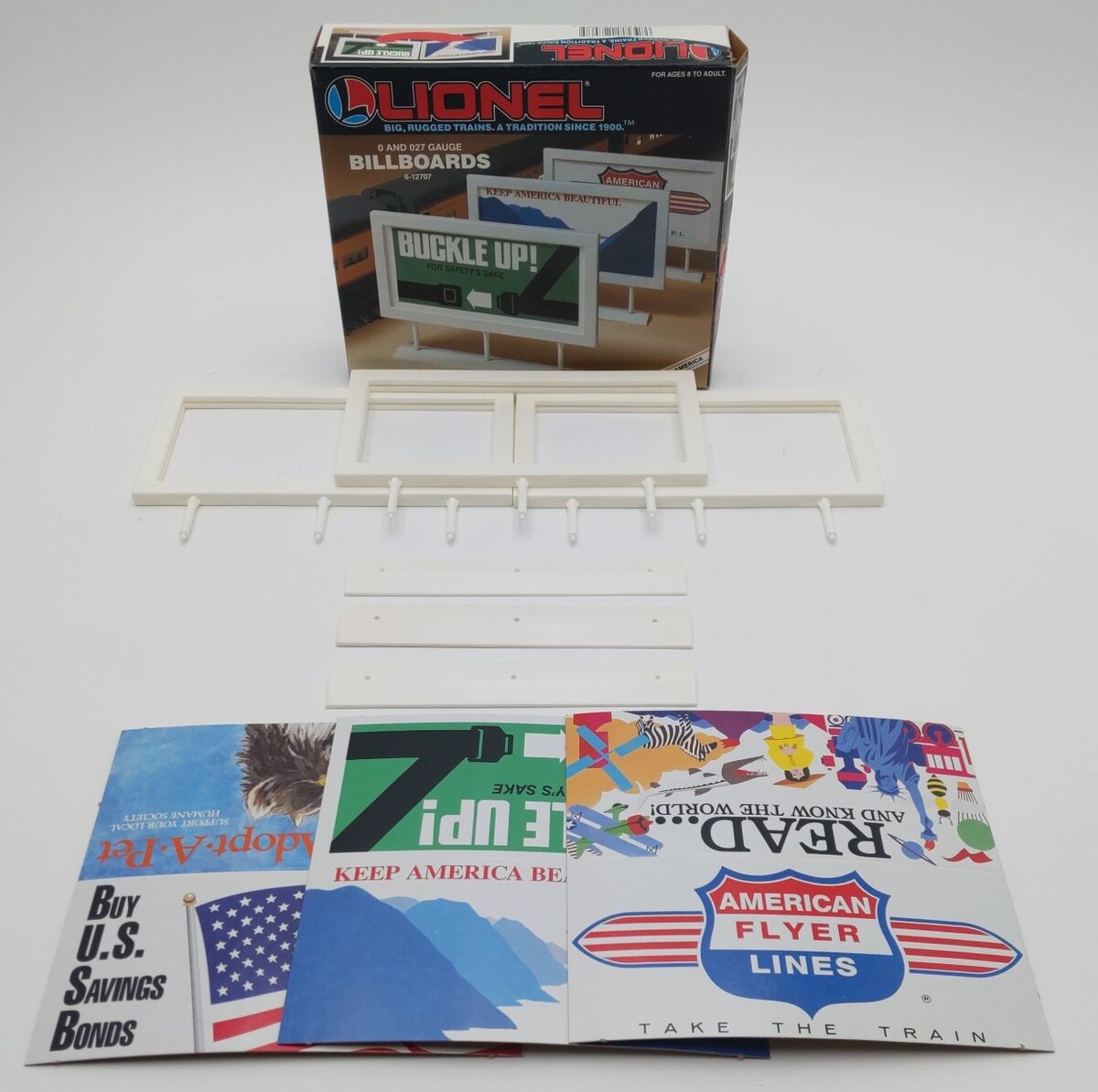 Lionel 6-12707 O and O27 Scale Assorted Billboards Kit (Set of 3)