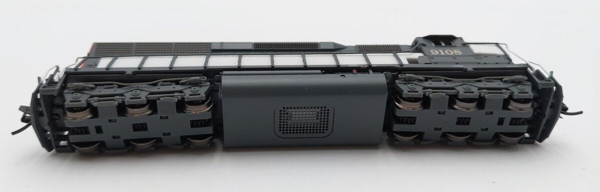 Atlas 40005580 N SP SD45 Low Nose Diesel Locomotive #9108 with Sound & DCC