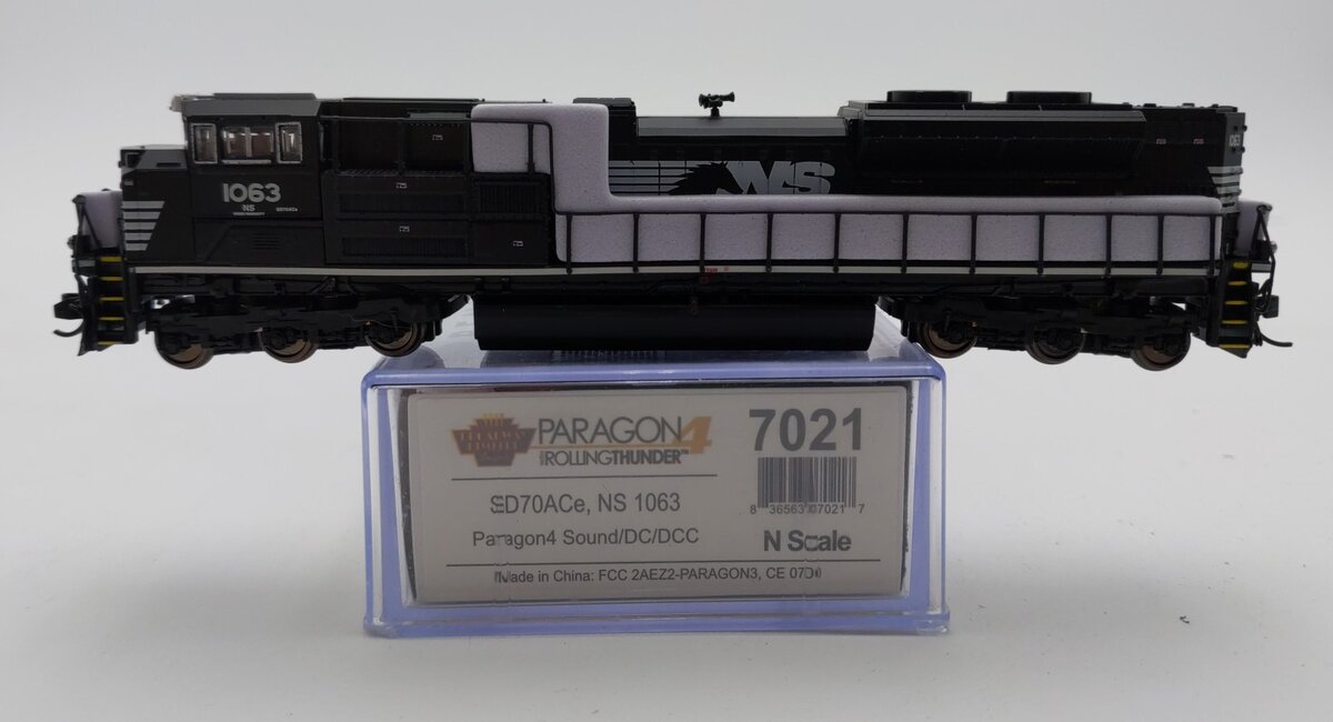 Broadway Limited 7021 N Norfolk Southern SD70ACe Diesel Locomotive