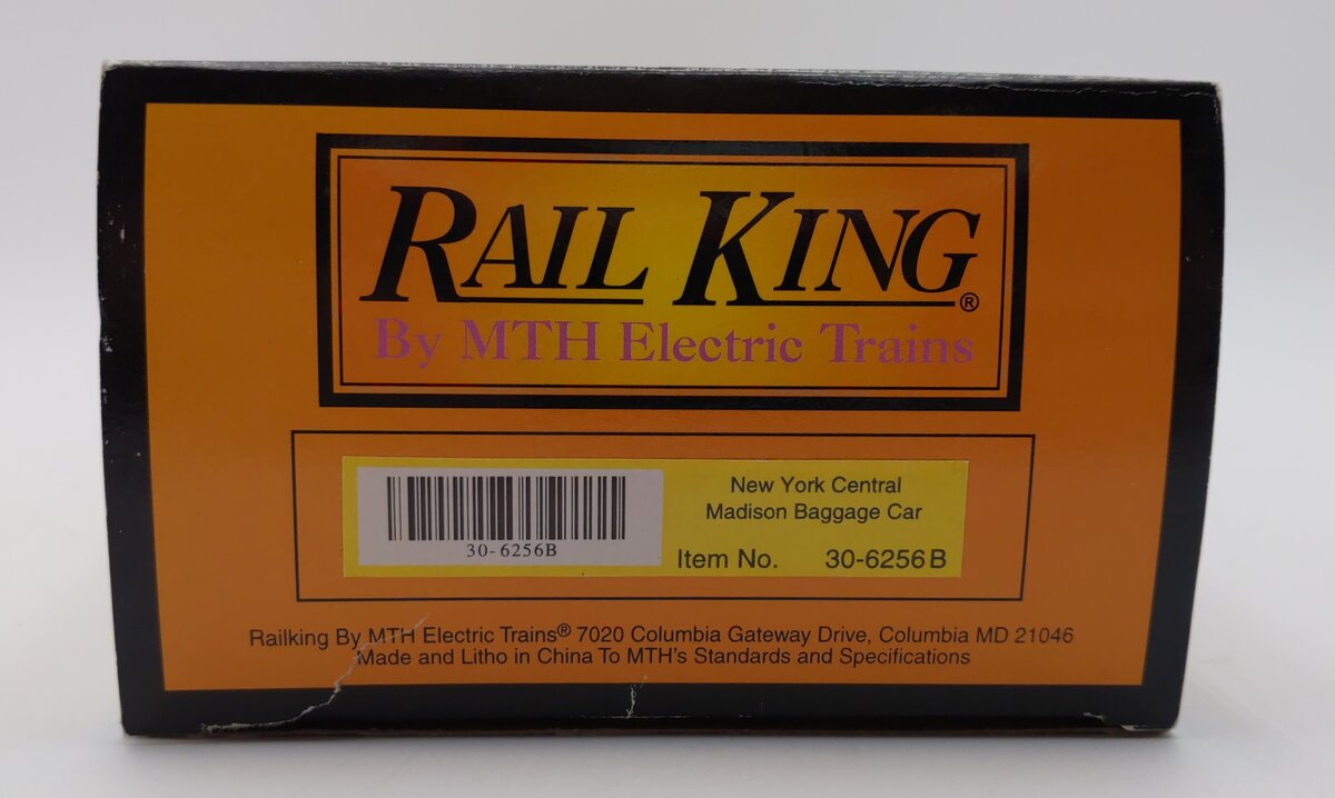MTH 30-6256B O Gauge NYC Madison Baggage Car #8986 LN/Box