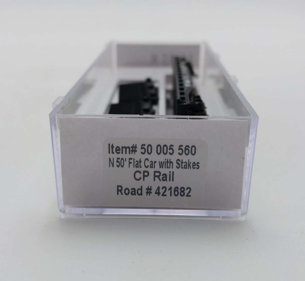 Atlas 50005560 N CP Rail Trainman Flatcar with Stakes #421682
