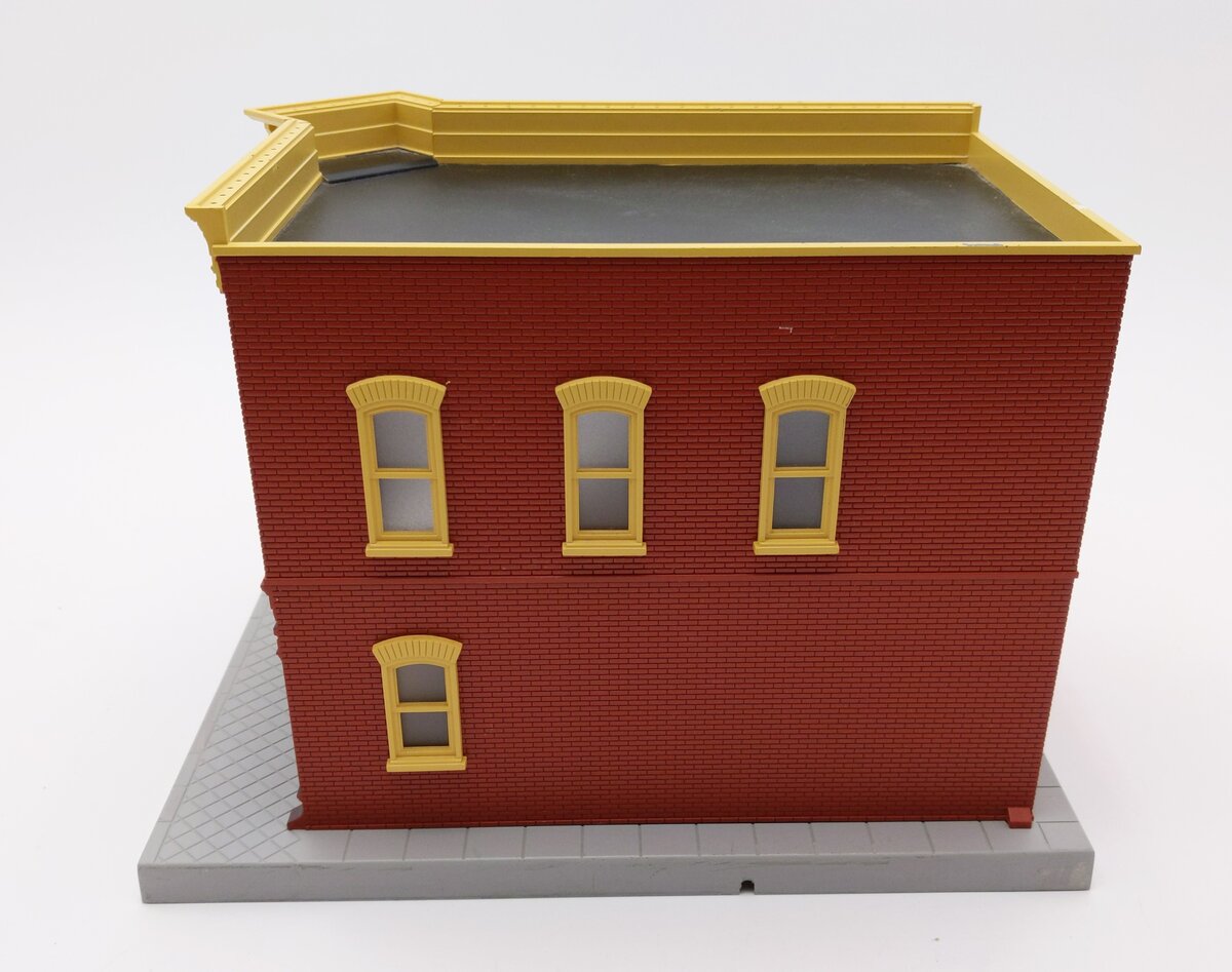 MTH 30-90062 O Gauge Union Pacific Ticket Office Corner Building w/Blinking Sign