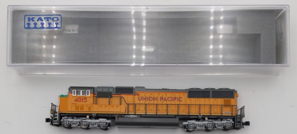 Kato 176-4015 N UP Excursion Ver. EMD SD70M Flat Radiator Diesel