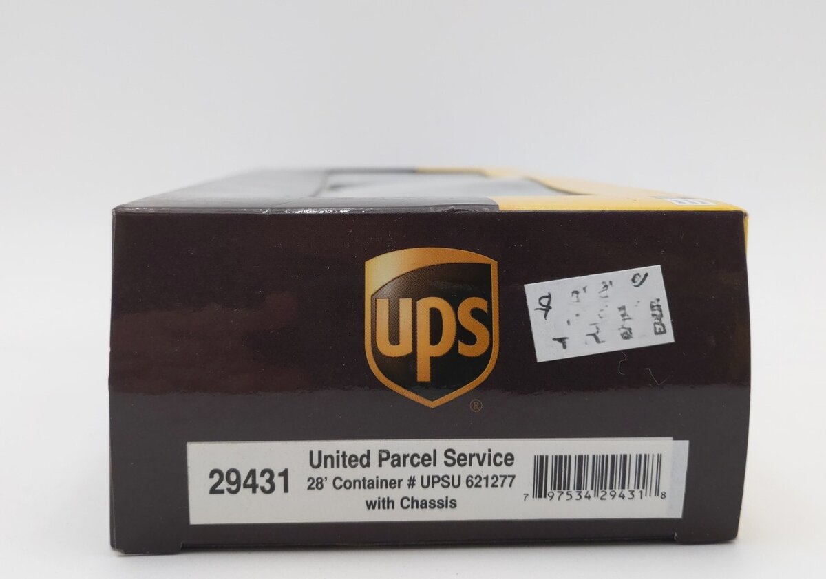 Athearn 29431 HO UPS 28' Container & Chassis #621277
