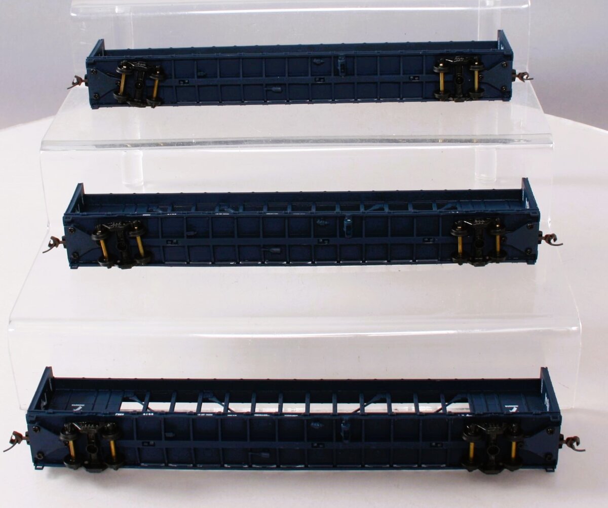 Walthers 932-34106 HO Plum Creek 72' Center Beam Bulkhead Flatcar (Pack of 3)
