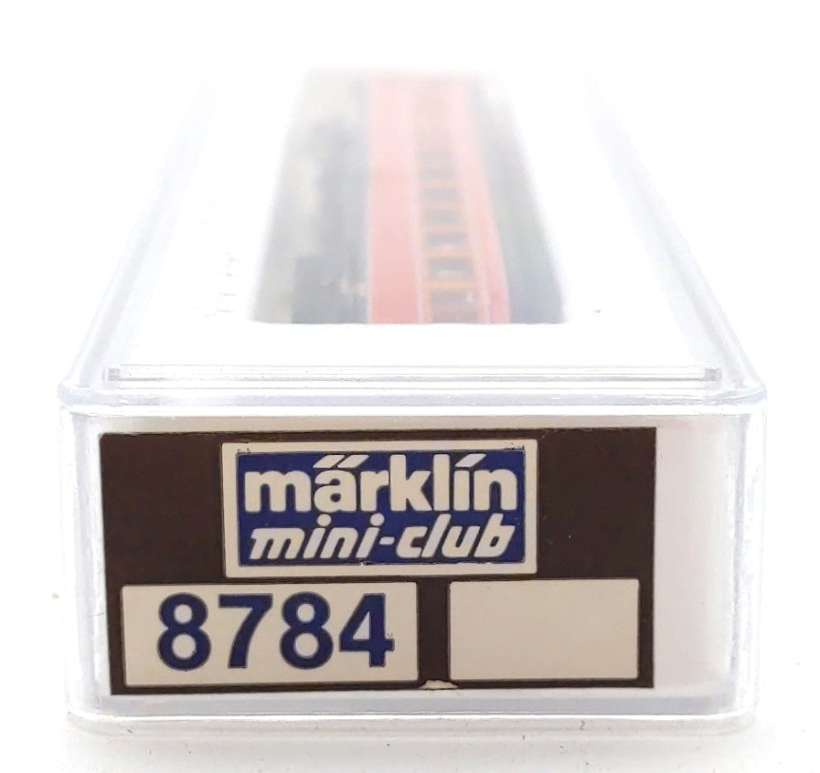 Marklin 8784 Z Scale Southern Pacific Daylight Passenger Sleeper Car LN/Box
