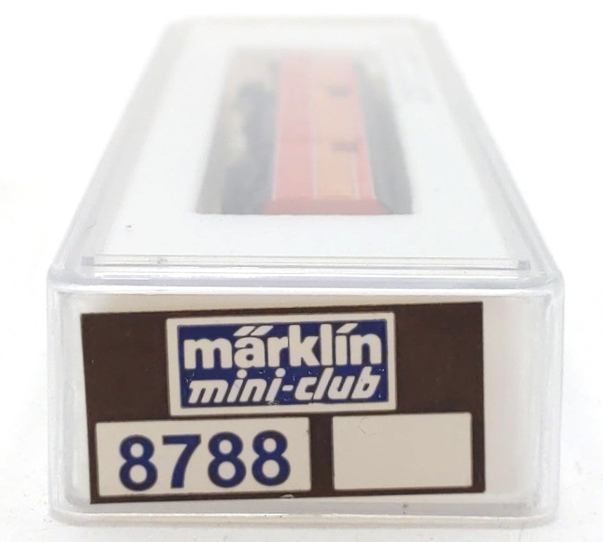 Marklin 8788 Z Scale Southern Pacific Daylight Baggage Car LN/Box
