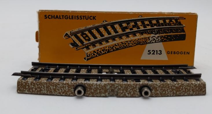 Marklin 5213 HO Scale M Special Curve Track Section Sold By Piece
