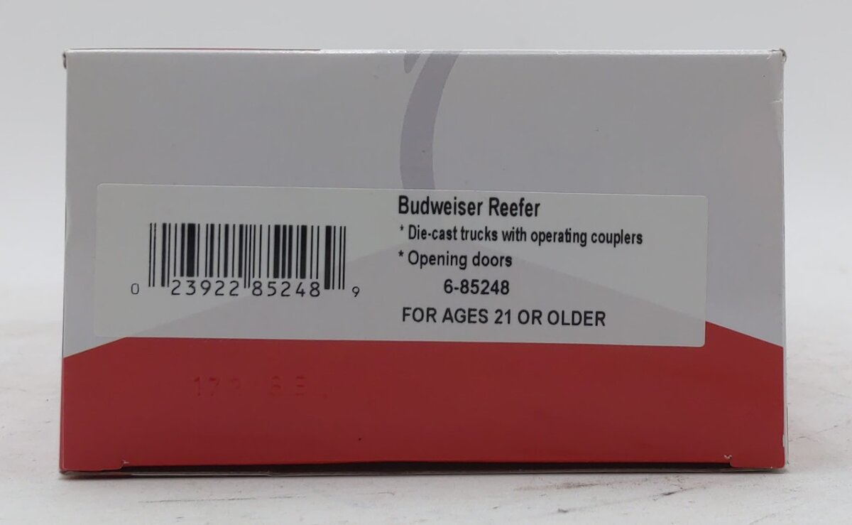 Lionel 6-85248 O Budweiser Reefer Truck w/ Operating Couplers & Opening Doors
