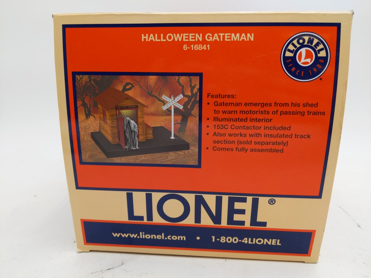 Lionel 6-16841 Halloween Gateman LN/Box