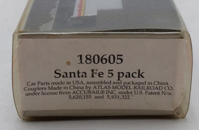 Deluxe Innovations 180605 N Santa Fe Roadrailer Set w/2 Couplermate Bogies