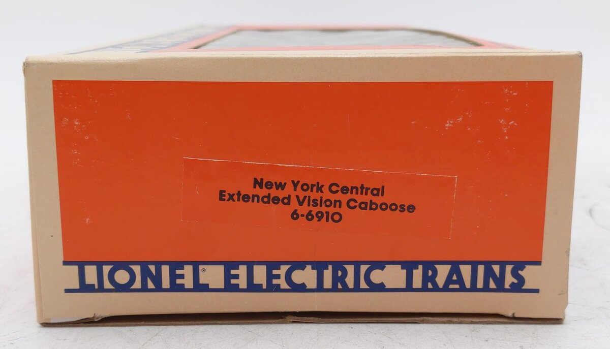Lionel 6-6910 O Gauge New York Central Extended Vision Caboose