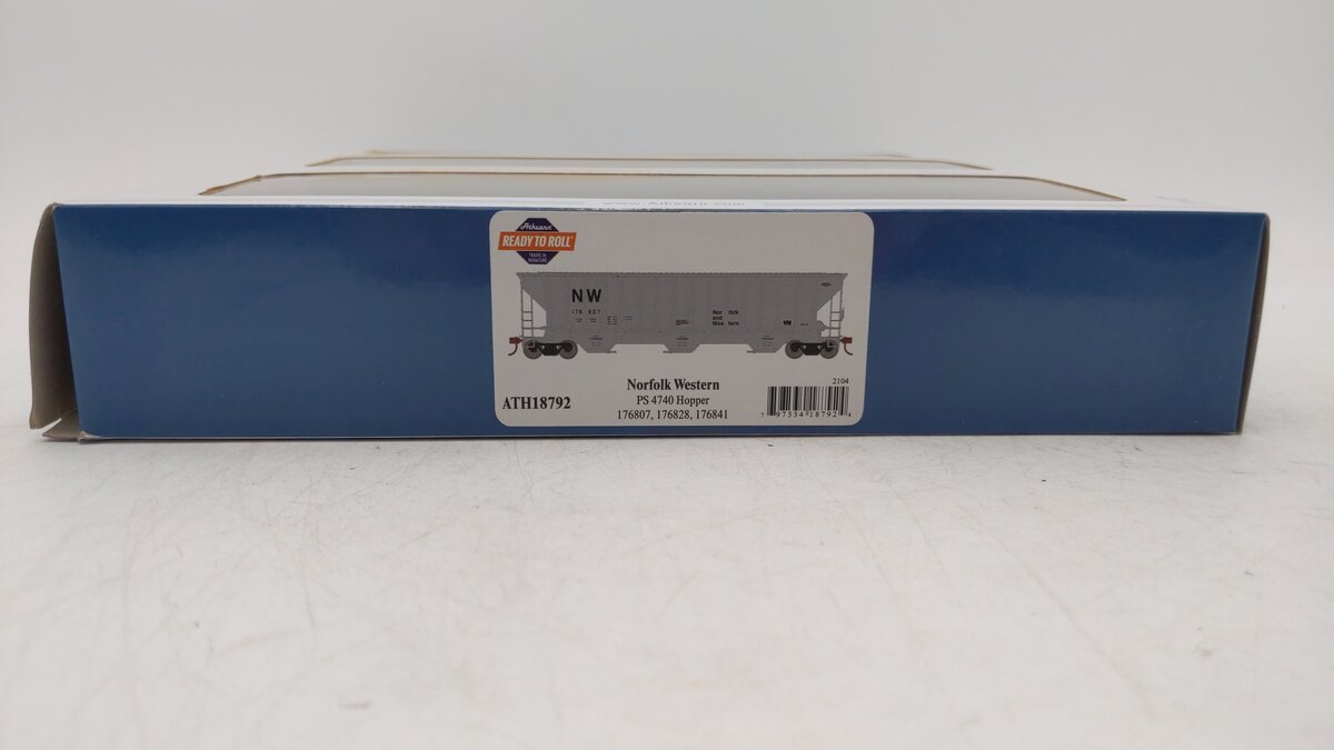 Athearn 18792 HO Norfolk & Western RTR PS 4740 Covered Hopper (Pack of 3)