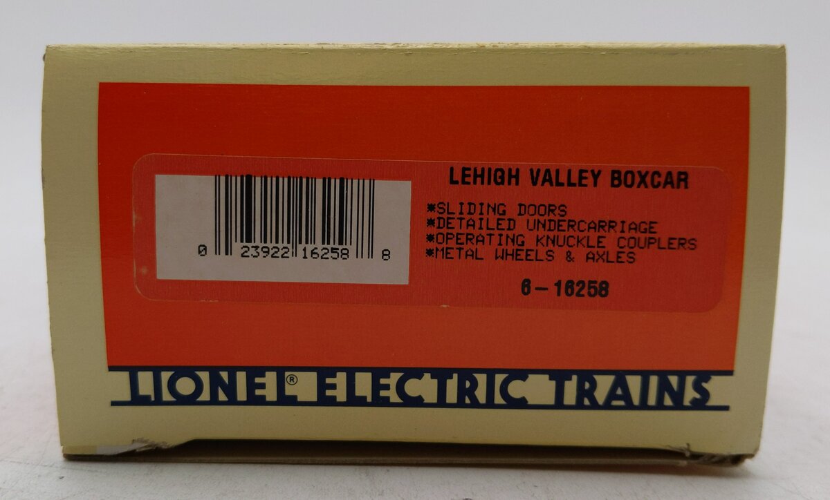 Lionel 6-16258 O Gauge Lehigh Valley Boxcar EX/Box
