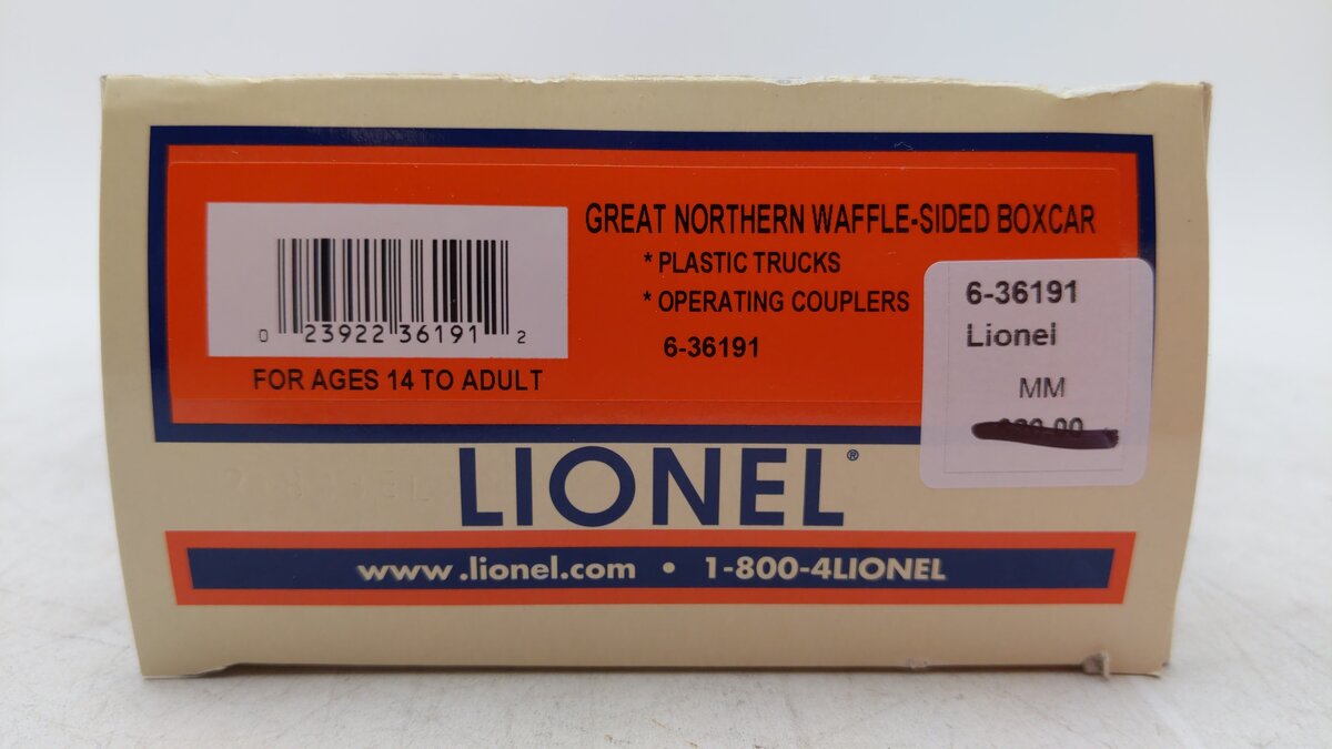 Lionel 6-36191 O Gauge Great Northern Waffle-Side Boxcar