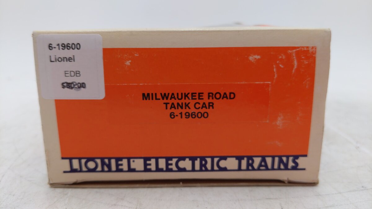 Lionel 6-19600 O Gauge Milwaukee Road Single Dome Tank Car #19600 NIB