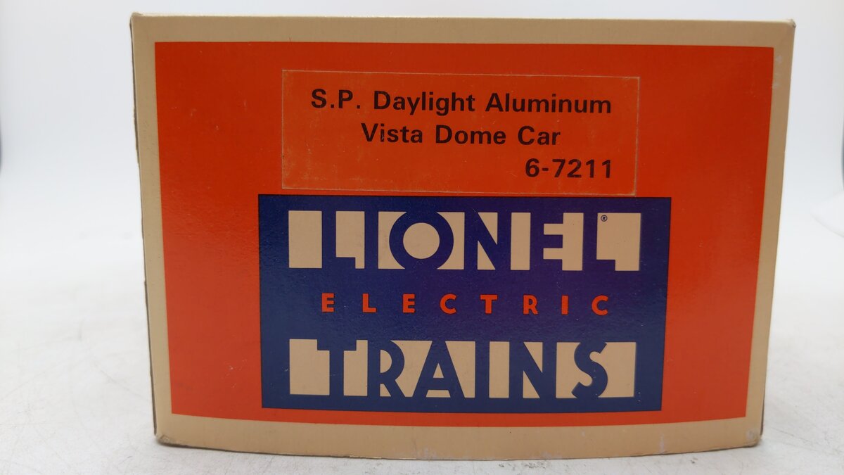 Lionel 6-7211 O Gauge Southern Pacific Daylight Aluminum Vista Dome Car EX/Box