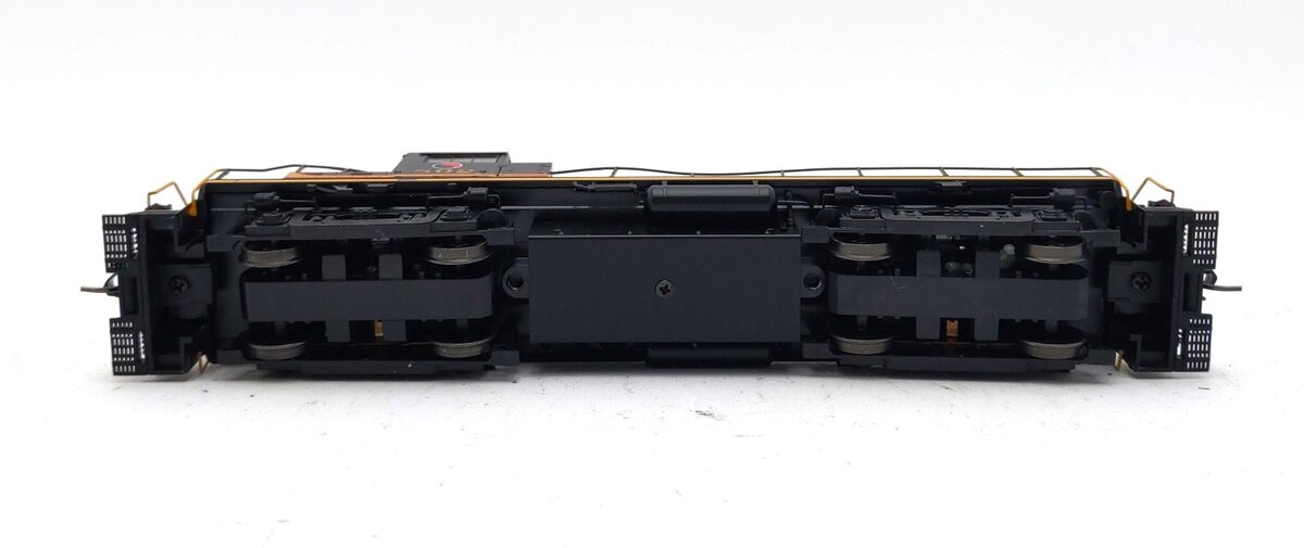 Bowser 24675 HO Scale Northern Pacific Alco RS-3 Phase 3 Diesel Locomotive #862