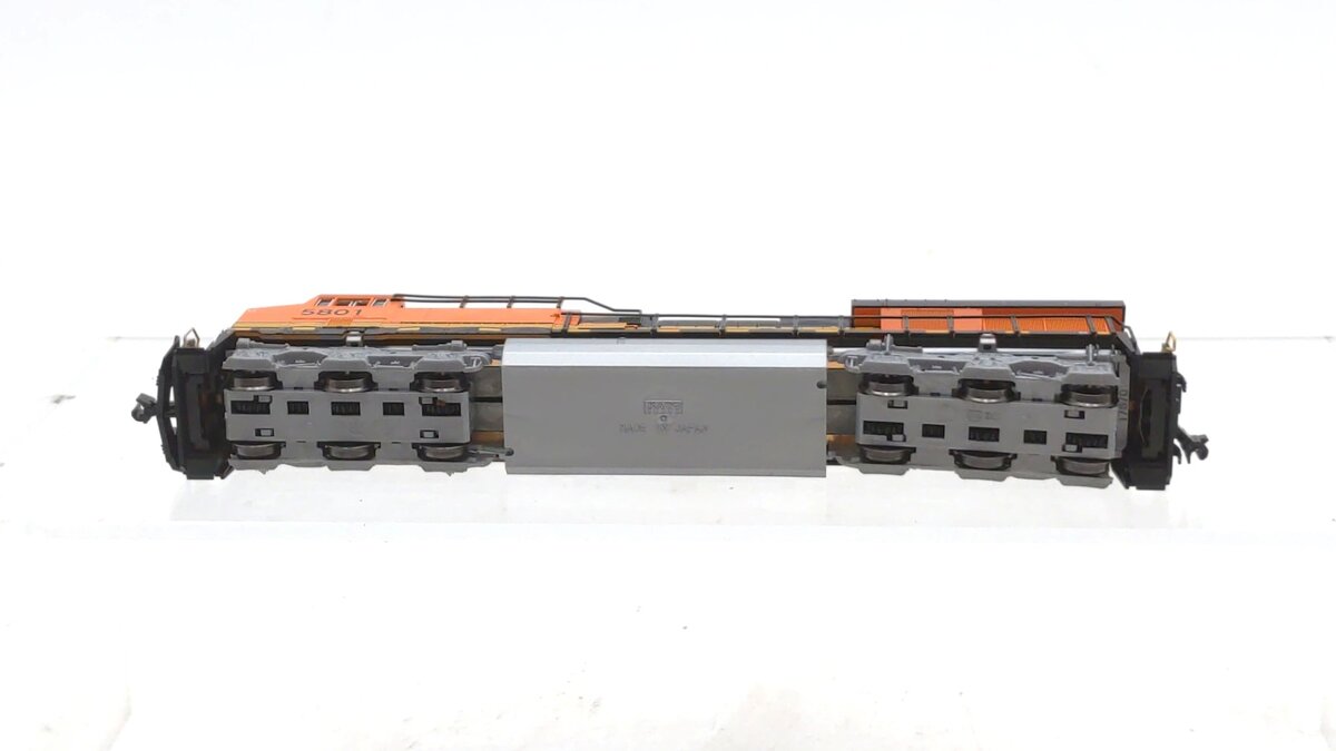 Kato 176-8952 N Scale BNSF GE ES44AC Diesel Locomotive #5801
