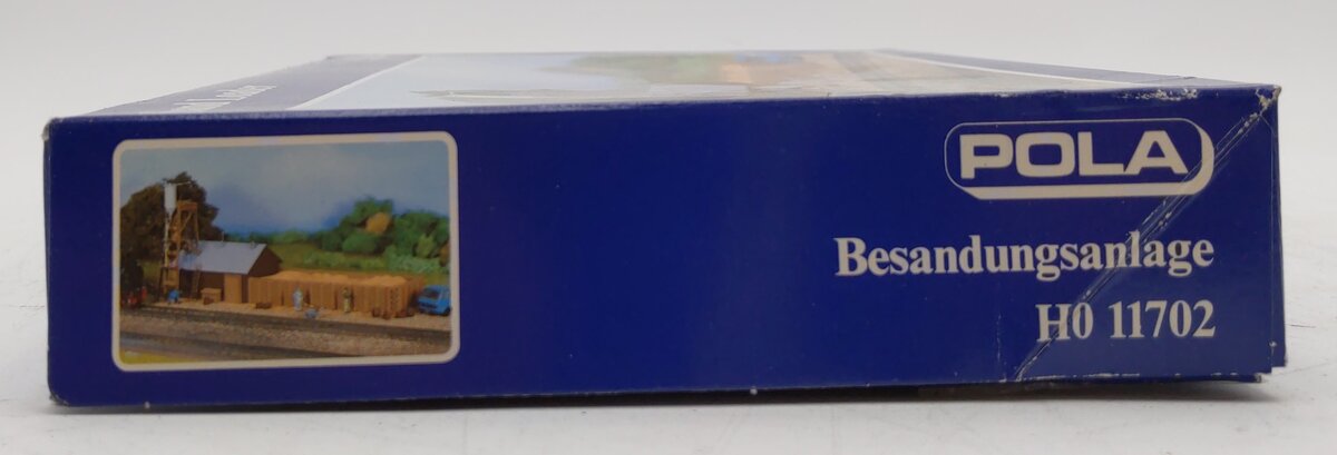 Pola 11702 HO Scale Sand Loader Model Kit