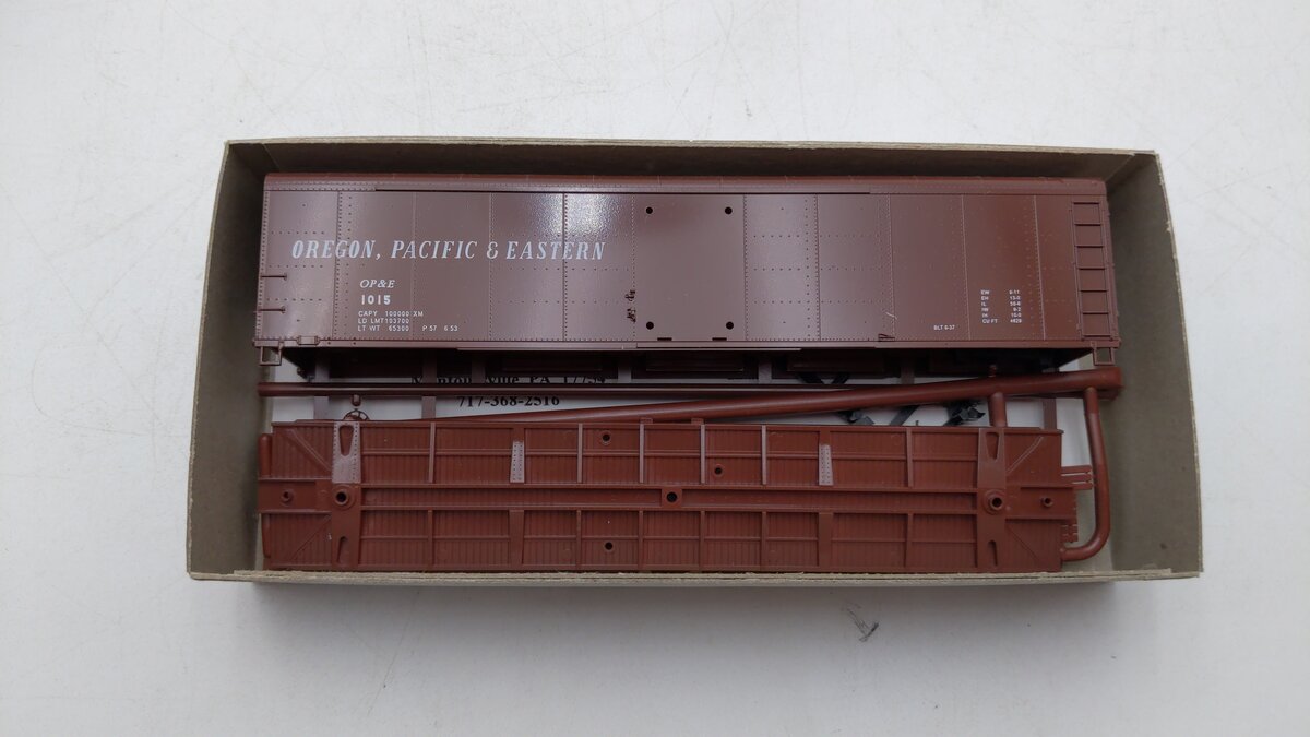 Bowser 55423 HO Scale Oregon, Pacific and Eastern 50' Roof Single Door: #1002
