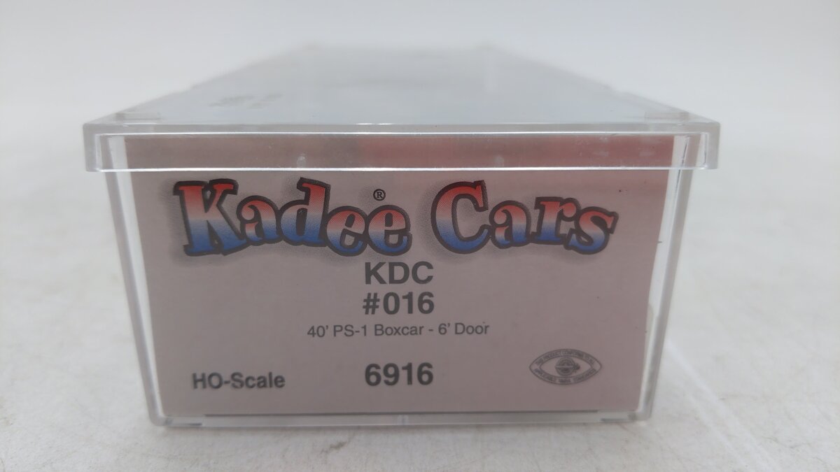 Kadee 6916 HO KDC 40' PS-1 Box Car with 6' Door #016