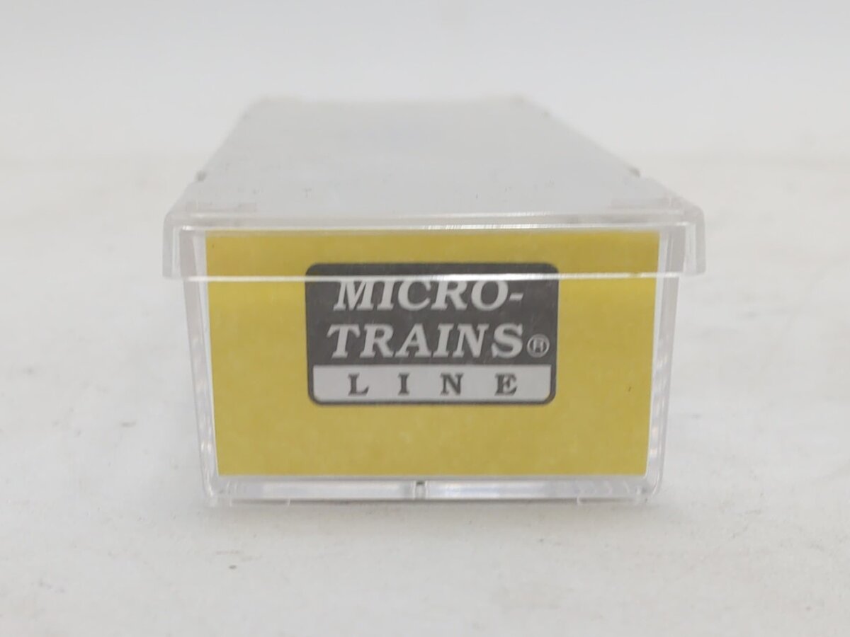 Micro-Trains 55000030 Z Great Northern 83' Lightweight Smoothside Sleeper Car