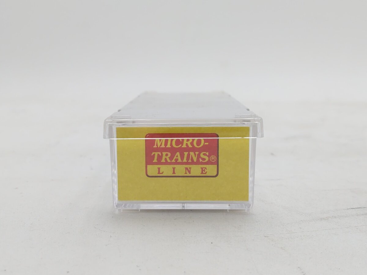 Micro-Trains 55400120 Z Northern Pacific 83' Passenger Baggage Car #401