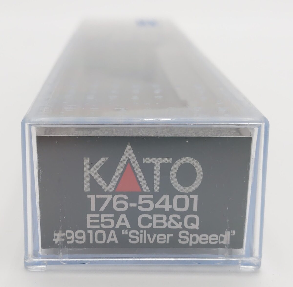 Kato 176-5401 N Chicago, Burlington & Quincy EMD E5A Diesel Locomotive #9910A
