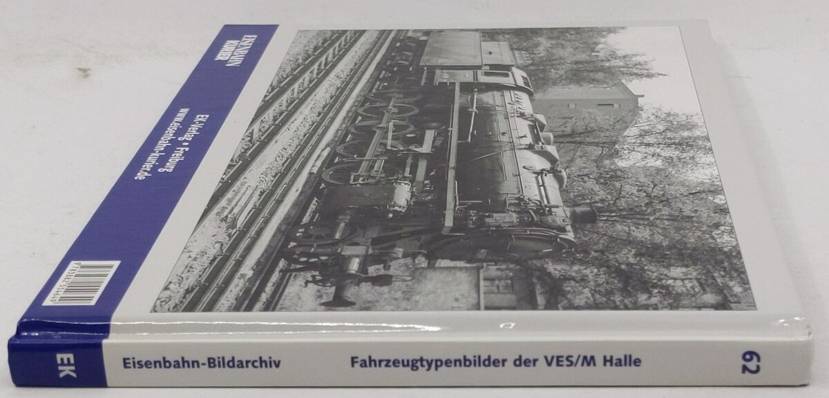 Fahrzeugtypenbilder der VES/M Halle Hardcover Book By Thomas Frister LN