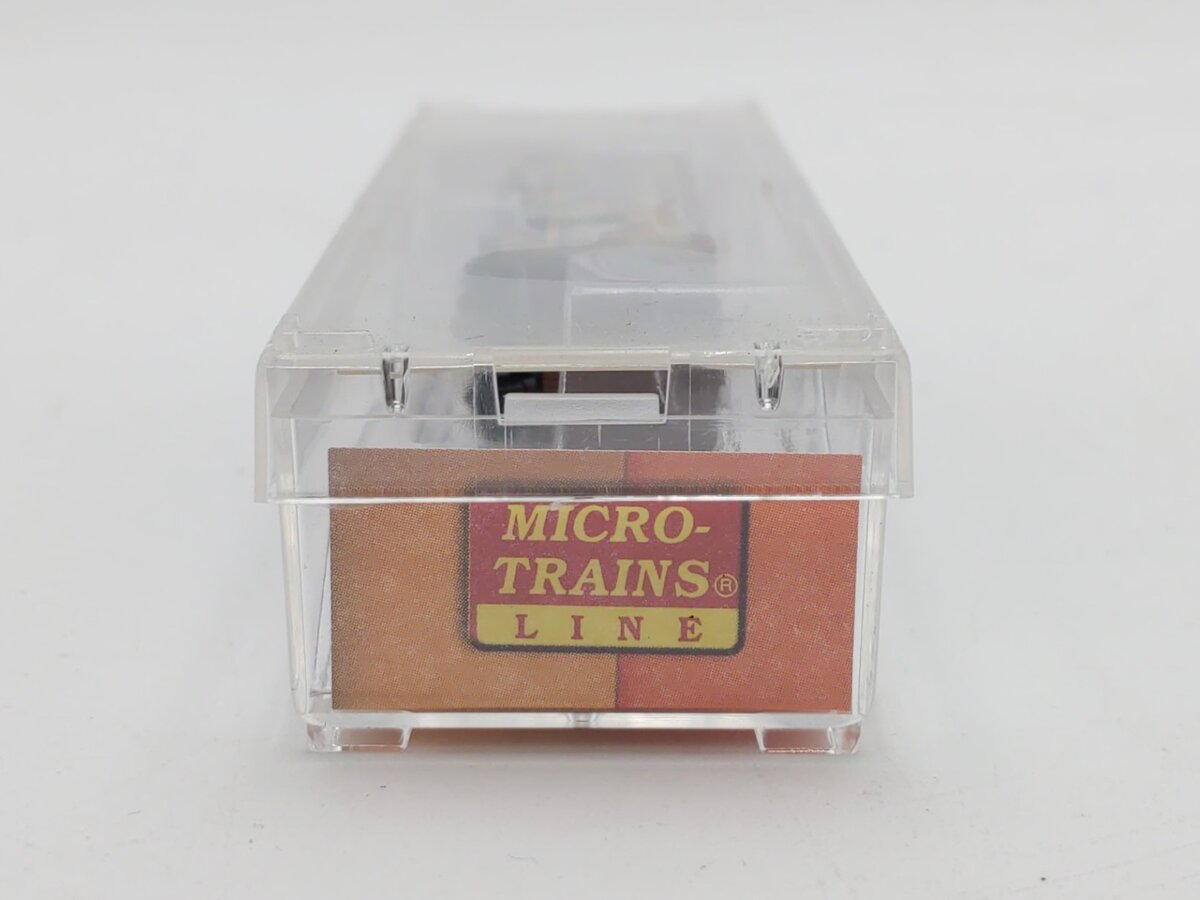 Micro-Trains 51500601 Z Scale Ringling Bros. 40' Double Sheathed Wood Box Car #1