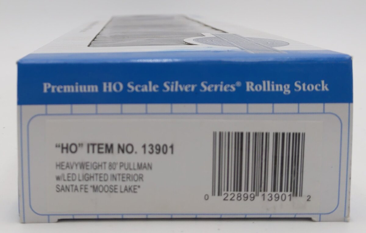 Bachmann 13901 HO Santa Fe 80' Heavyweight Pullman Car