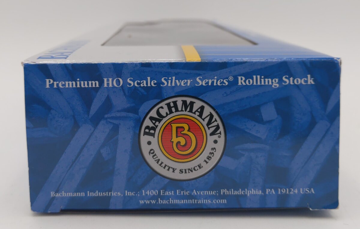 Bachmann 15204 HO Santa Fe 1860 - 1880 Era Passenger Combine Car #24