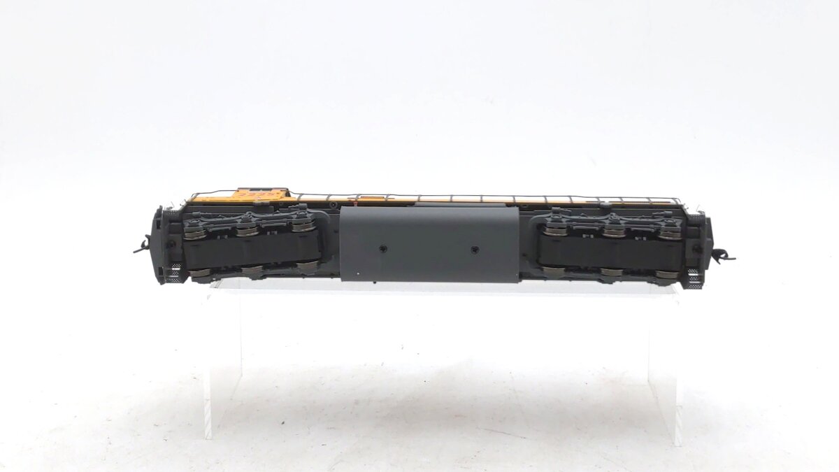 Walthers 910-19761 HO Union Pacific EMD SD60 Spartan Cab Diesel #2225 w/DCC