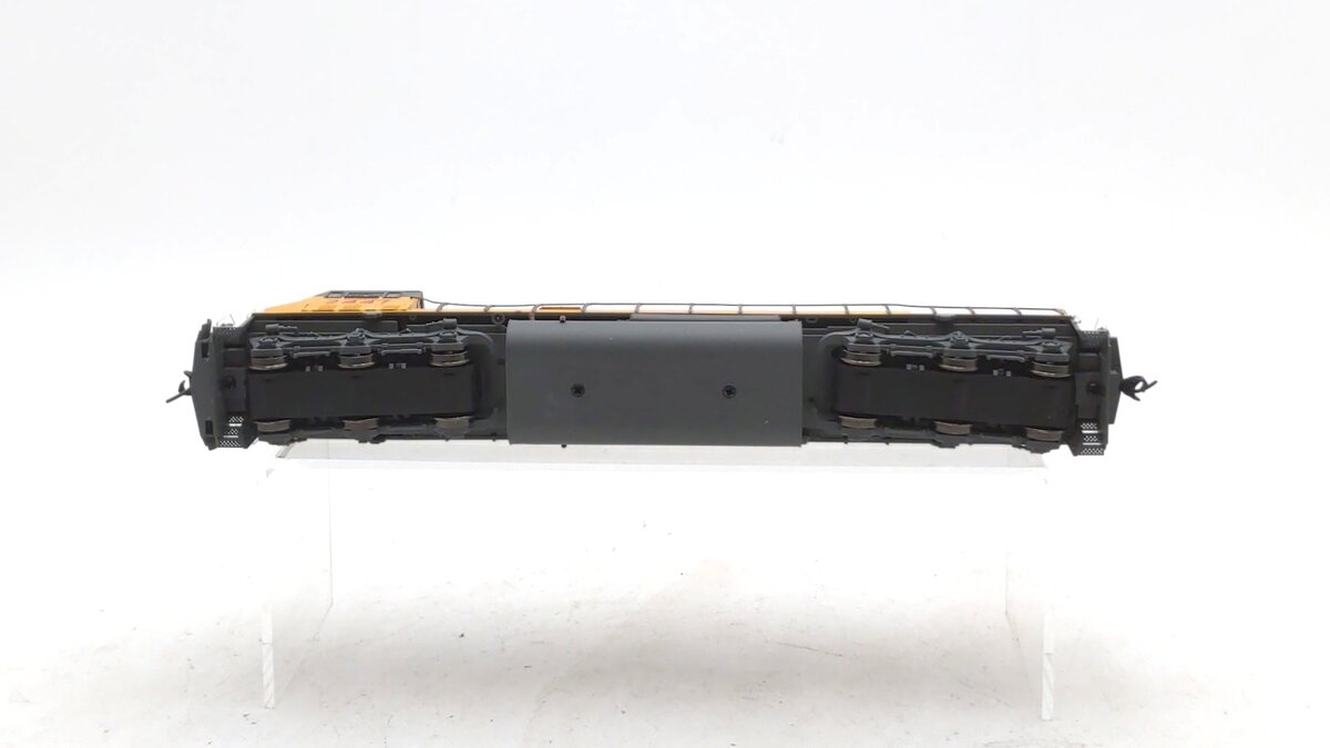 Walthers 910-19711 HO Union Pacific Union Pacific EMD SD60M Diesel #2447 w/DCC