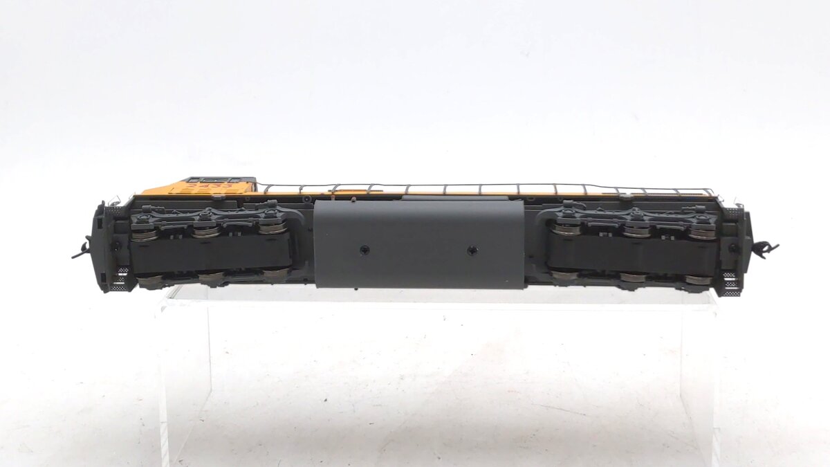 Walthers 910-19710 HO Scale Union Pacific EMD SD60M Diesel #2433 w/DCC & Sound
