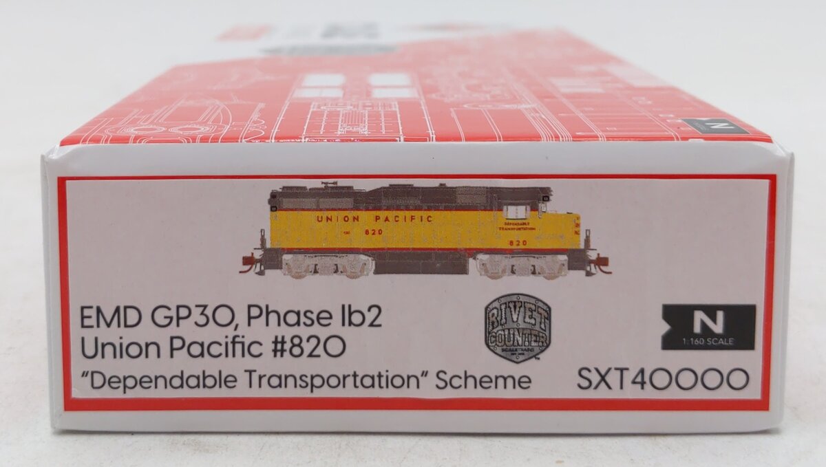 Scale Trains SXT40000 N Scale Union Pacific EMD GP30 Phase lb2 Diesel #820 LN/Box