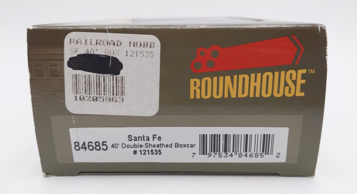 Roundhouse 84685 HO Scale Santa Fe RTR 40' Wood Boxcar #121535