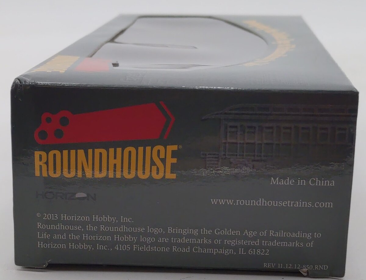 Roundhouse 85811 HO Western Pacific 3 Window Standard Wood Caboose #729