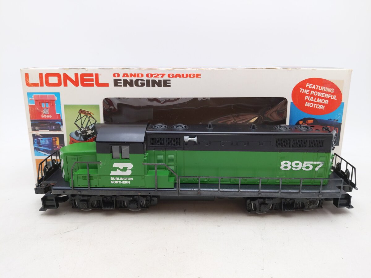 eRiNGo　0226 Lionel 6-8957 O Burlington Northern GP-20 Powered Diesel