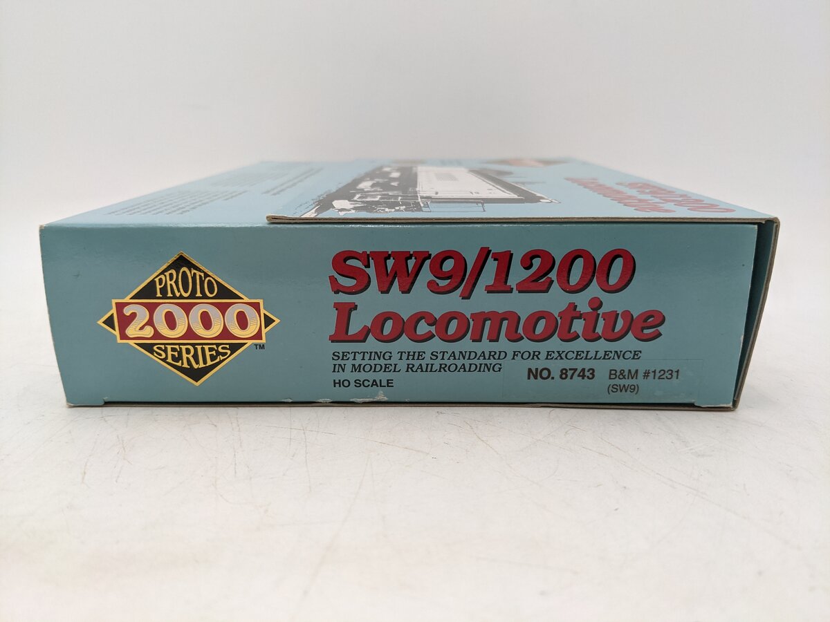 Proto 2000 8743 Boston Maine SW9 Diesel Switcher Locomotive #1231 EX/Box